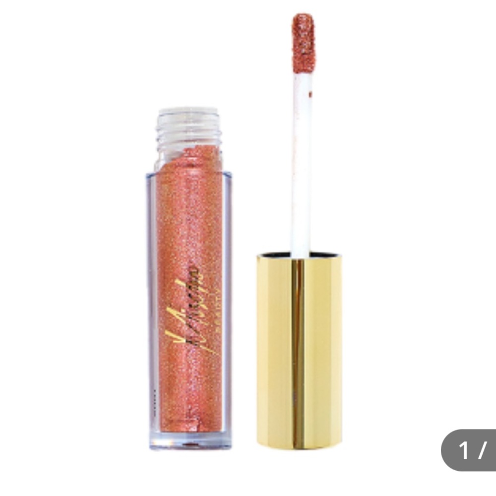 MISCHO BEAUTY liquid eyeshadow